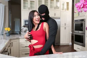 sex em chỉ cho vào 1cm