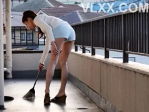 Chuốc thuốc kích dục chịch em gia sư non tơ quá là phê luôn