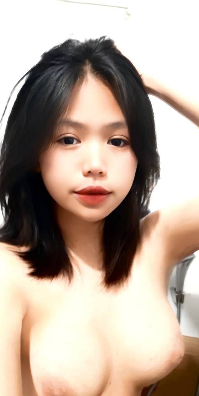 Chatsex với cô hàng xóm